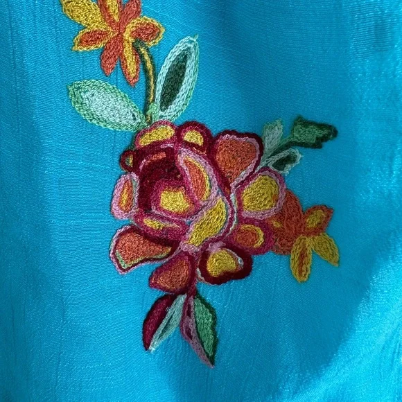 Figueroa & Flower Embroidered Floral Peasant Blouse Med Tunic Top Blue Shirt - Picture 2 of 4